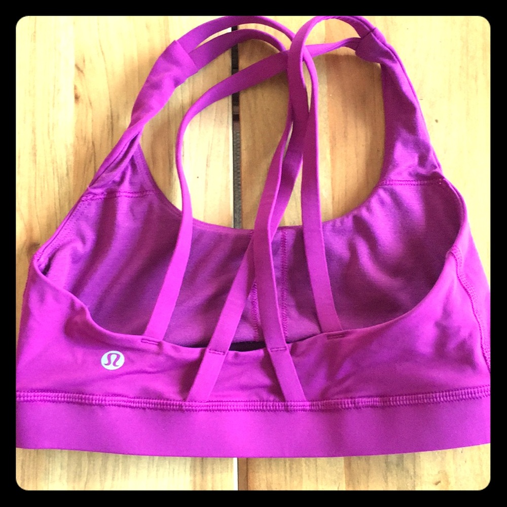 Lululemon Sports bra size 4